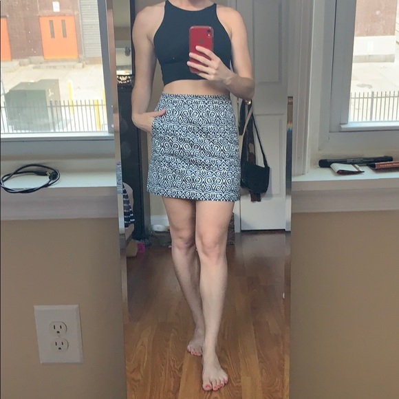 3/$25 J crew 100 % cotton skirt with pockets - Picture 2 of 7